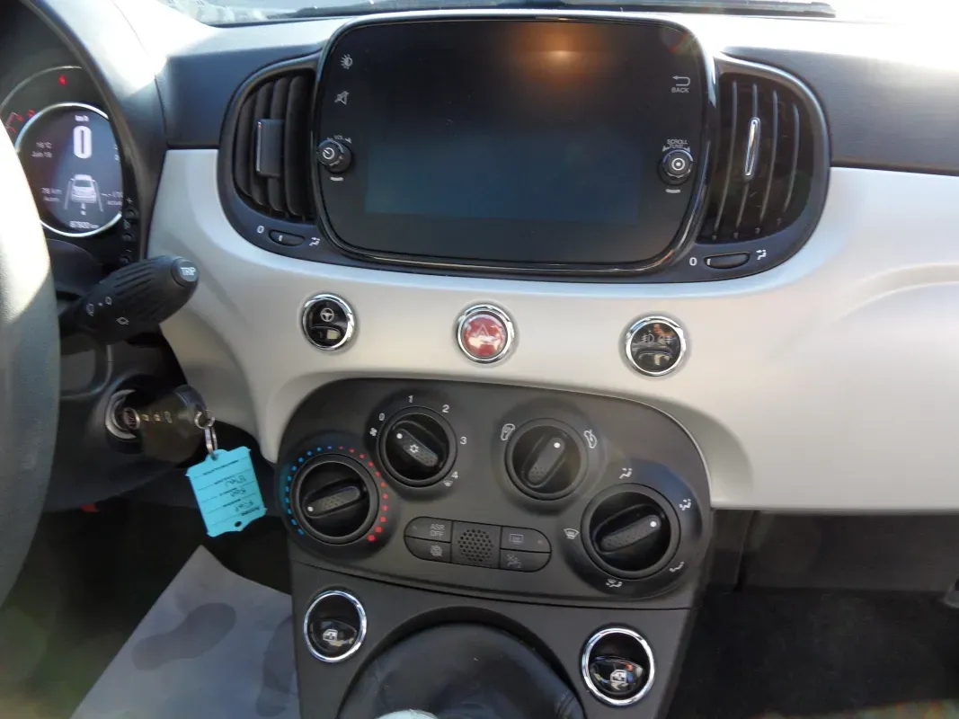 FIAT 500 12 STAR 69 CV toit panoramique 
