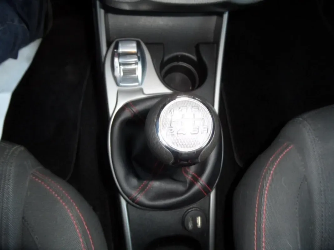 ALFA ROMEO MITO TWIN AIR 105 CV SUPER BOITE 6 