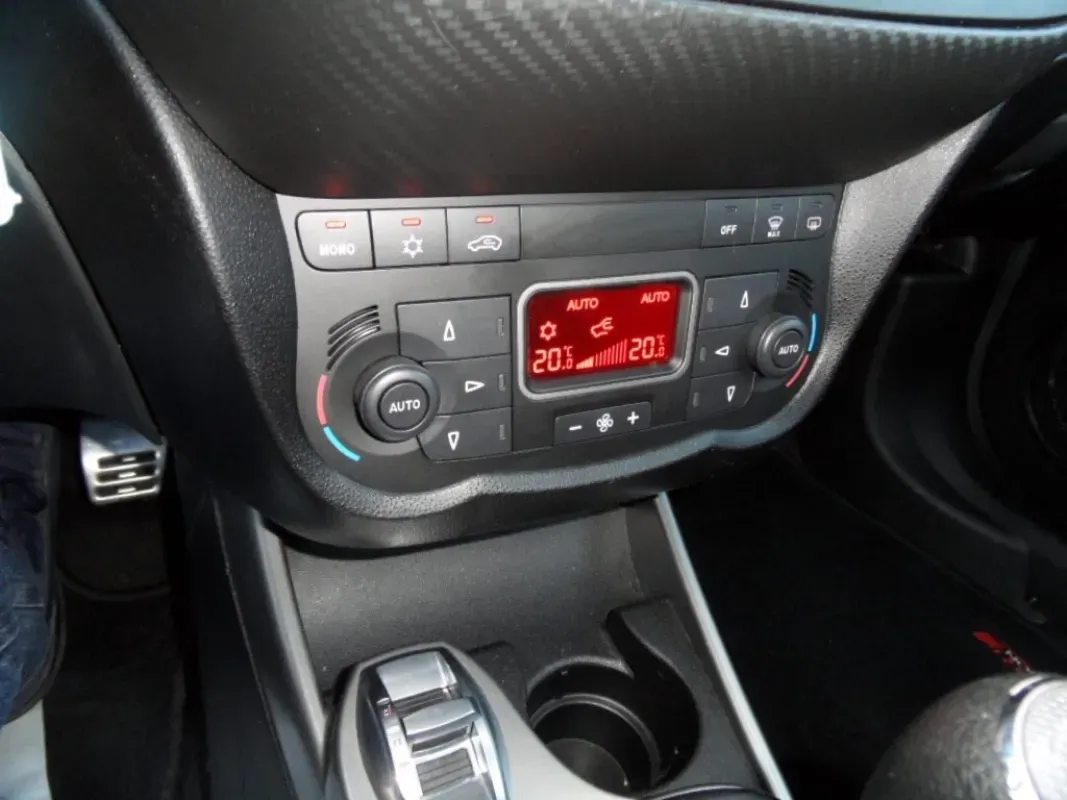 ALFA ROMEO MITO TWIN AIR 105 CV SUPER BOITE 6 