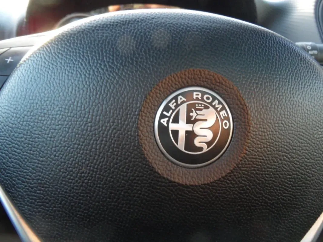 ALFA ROMEO MITO TWIN AIR 105 CV SUPER BOITE 6 