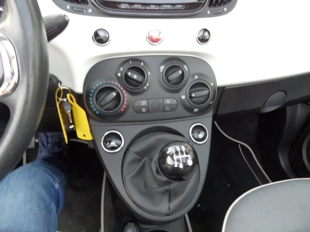 FIAT 500C 12 LOUNGE 69 CV CAPOTE NOIRE