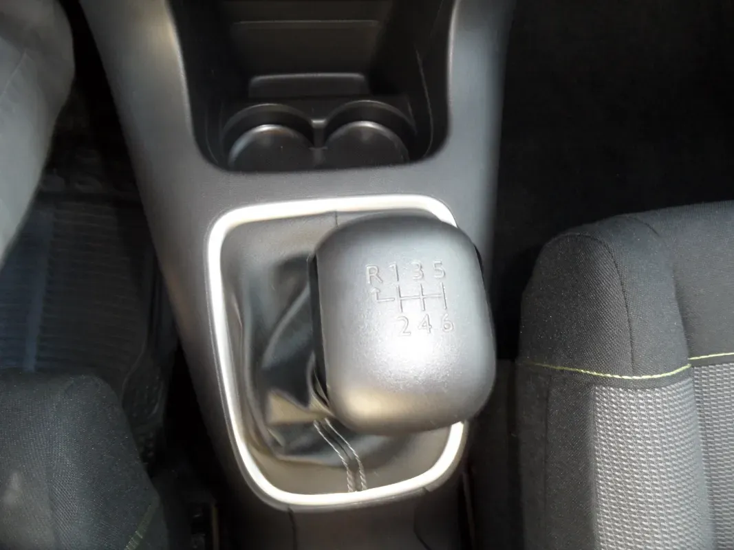 CITROEN C3 15 HDI 100 SHINE BV6