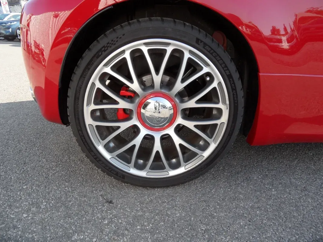 FIAT ABARTH 595C 14 TJET 160 TURISMO BOITE AUTO xénon