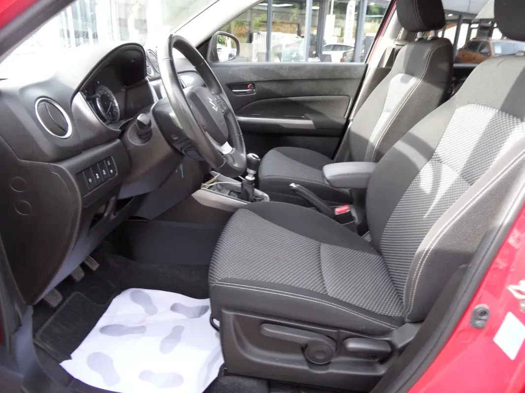 SUZUKI VITARA 14 BOOSTERJET 130 cv PRIVILEGE BV6