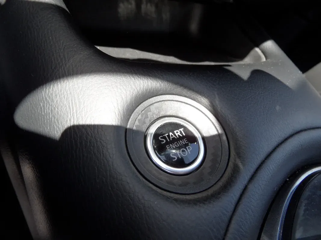 NISSAN JUKE 10 DIG-T 114 SHADOW