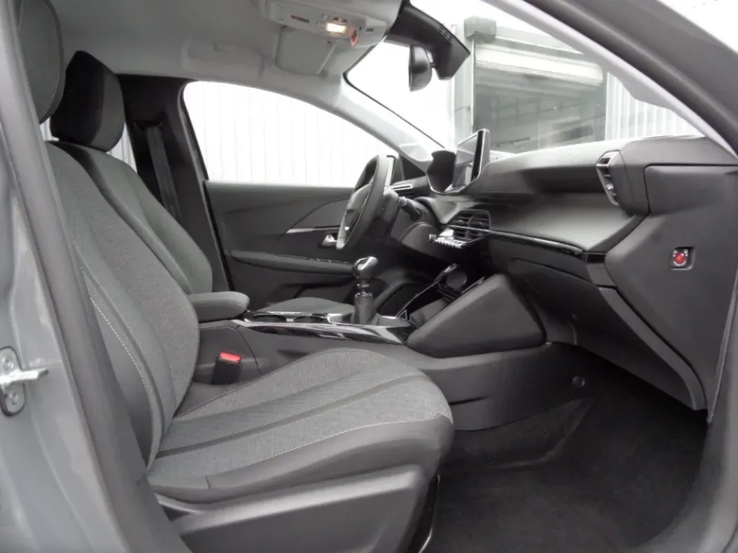 PEUGEOT NOUVELLE 208 12 ESSENCE 100 ALLURE PACK caméra 360 