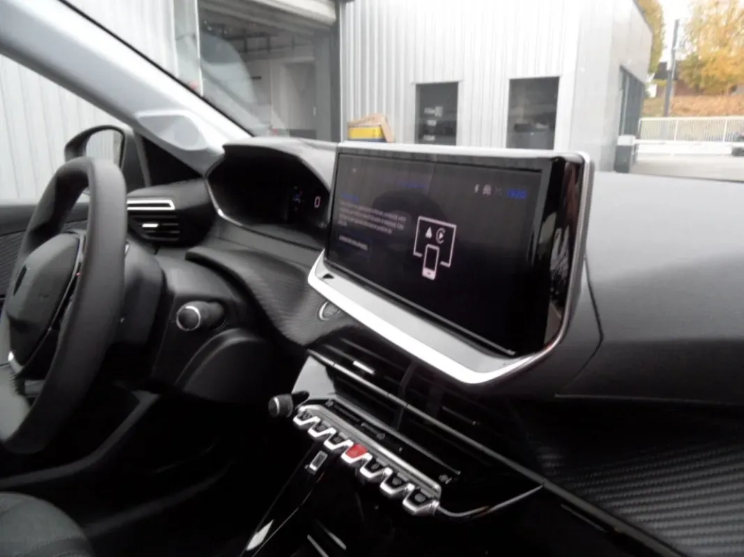PEUGEOT NOUVELLE 208 12 ESSENCE 100 ALLURE PACK caméra 360 