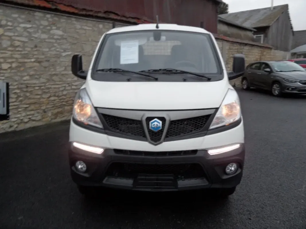PIAGGO PORTER PLATEAU (OU BENNE) GPL ROUES JUMELEES NEUF, PRIX HT !!!!