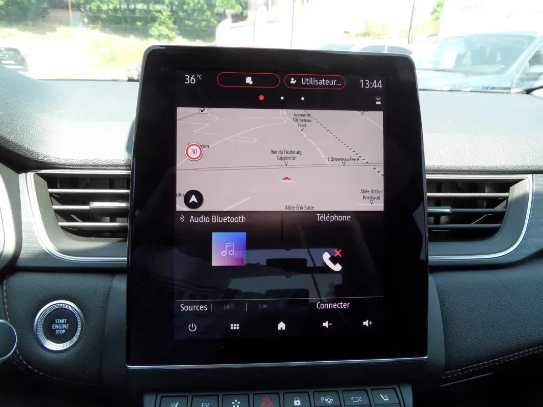 RENAULT CAPTUR E-TECH 145 CV HYBRID INITIALE PARIS EDC