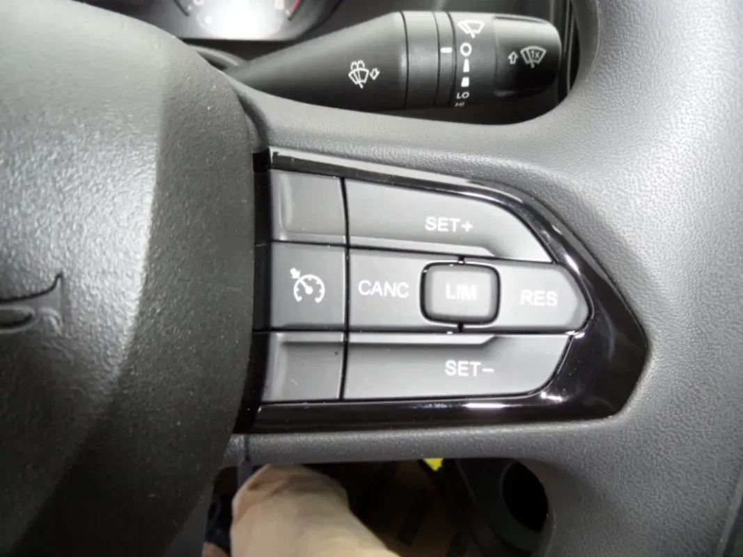 FIAT DUCATO 33 MH2 2.2 MJET 140 PRO CONNECT BV6 3 PLACES prix HT