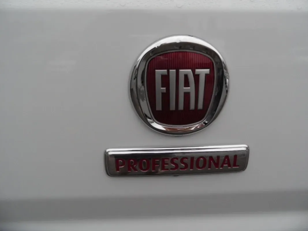 FIAT DUCATO 33 MH2 2.2 MJET 140 PRO CONNECT BV6 3 PLACES prix HT