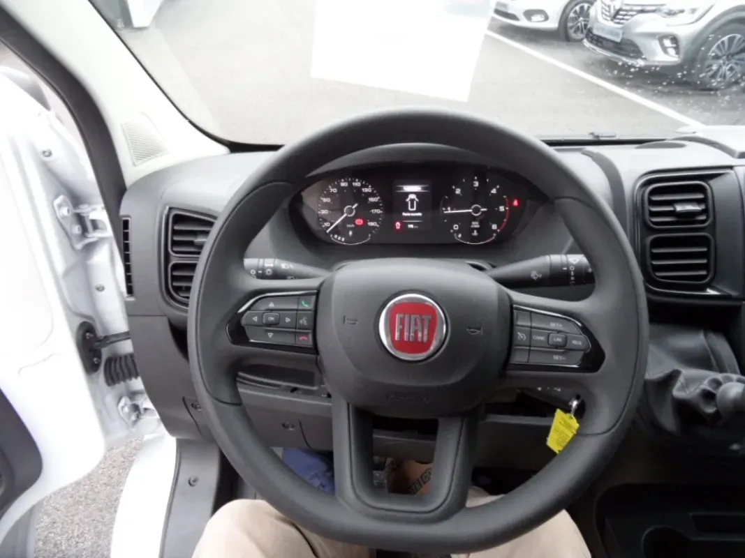 FIAT DUCATO 33 MH2 2.2 MJET 140 PRO CONNECT BV6 3 PLACES prix HT