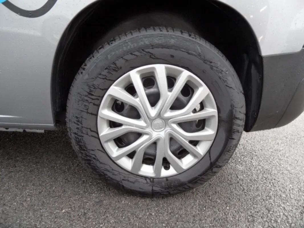 NOUVEAU FIAT E-DOBLO 136 CV PRO LOUNGE CONNECT 3 PLACES prix HT