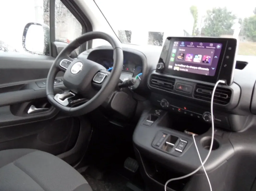 NOUVEAU FIAT E-DOBLO 136 CV PRO LOUNGE CONNECT 3 PLACES prix HT