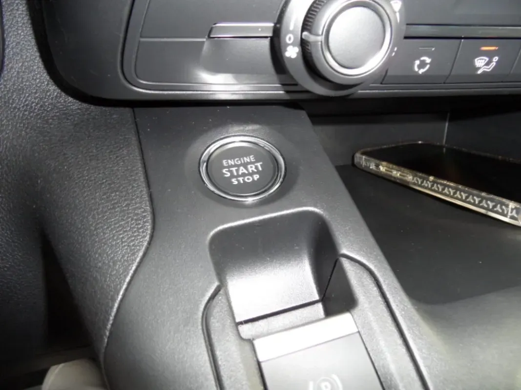 NOUVEAU FIAT E-DOBLO 136 CV PRO LOUNGE CONNECT 3 PLACES prix HT