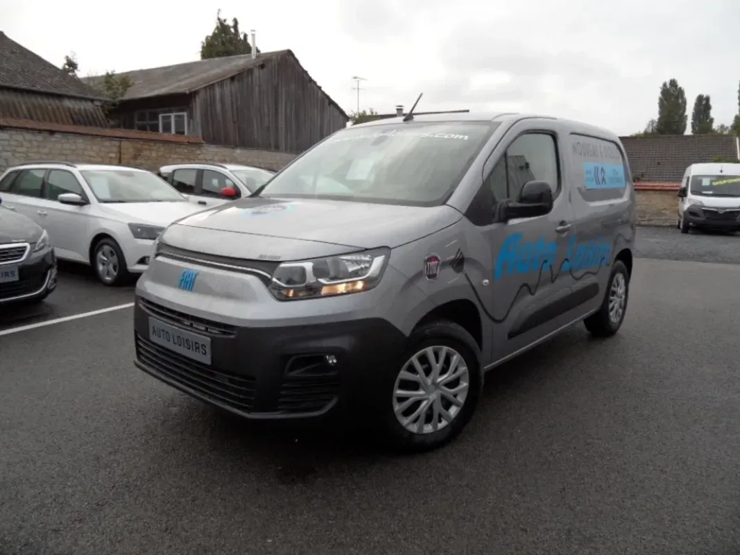 NOUVEAU FIAT E-DOBLO 136 CV PRO LOUNGE CONNECT 3 PLACES prix HT
