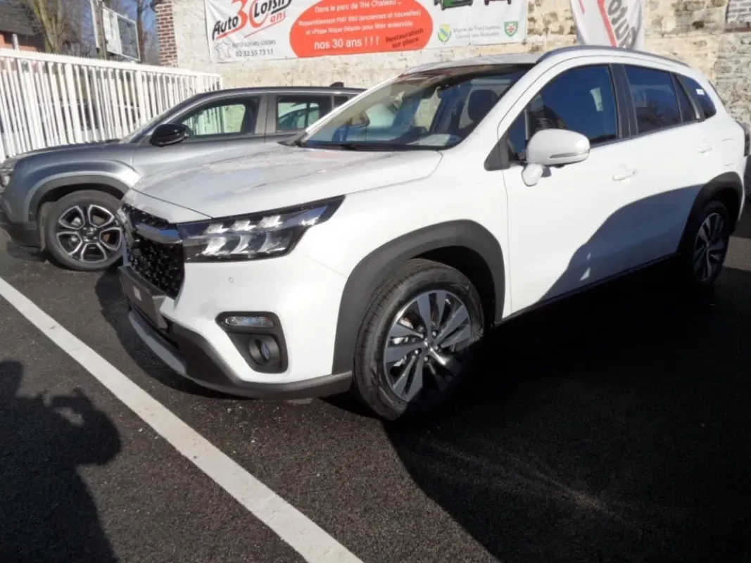 SUZUKI NOUVEAU S-CROSS 14 HYBRID 129 CV STYLE blanc métal NEUF