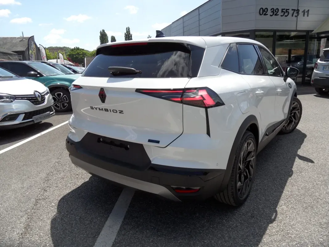 RENAULT SYMBIOZ E-TECH 145 cv EDC ESPRIT ALPINE boite auto