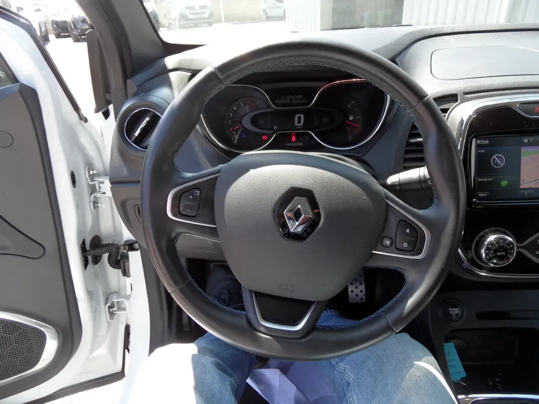 RENAULT CAPTUR 12 TCe 120 WAVE BV6