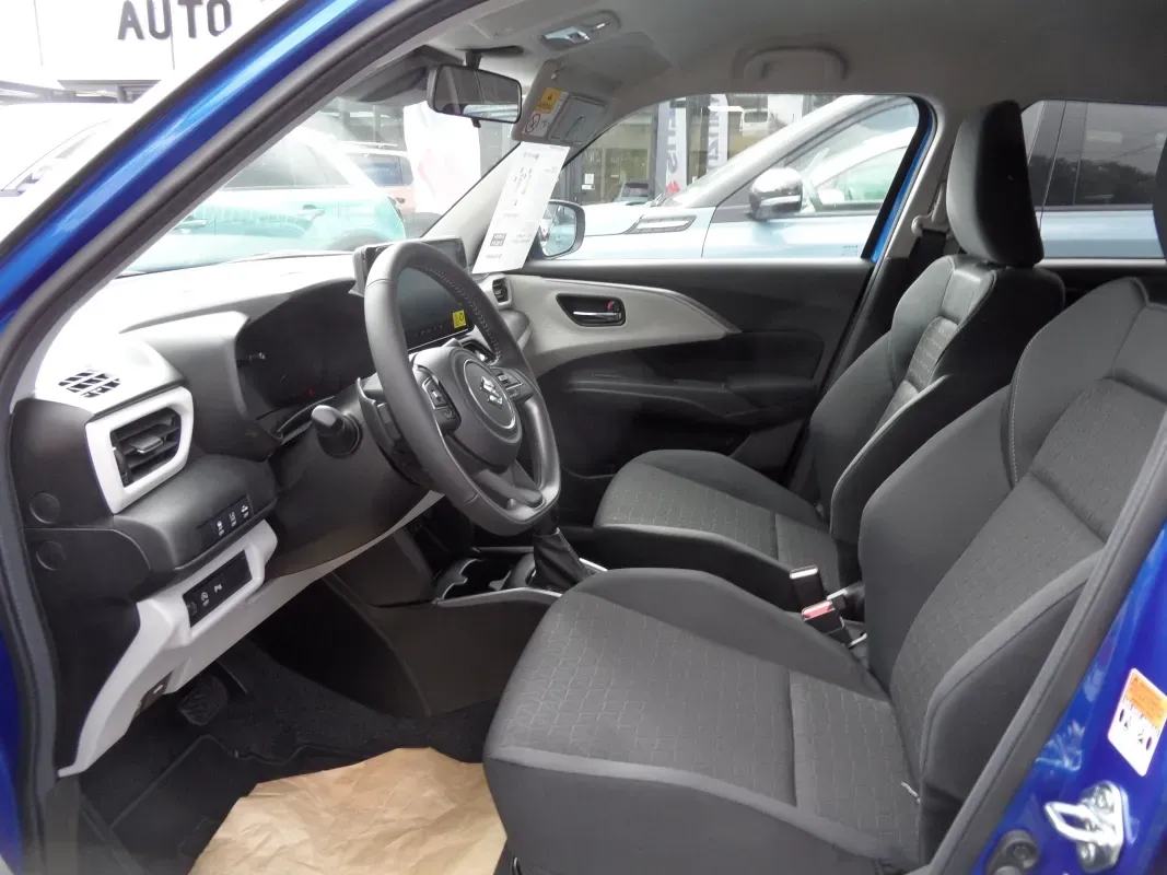 SUZUKI SWIFT HYBRID BOITE AUTO PACK NEUVE