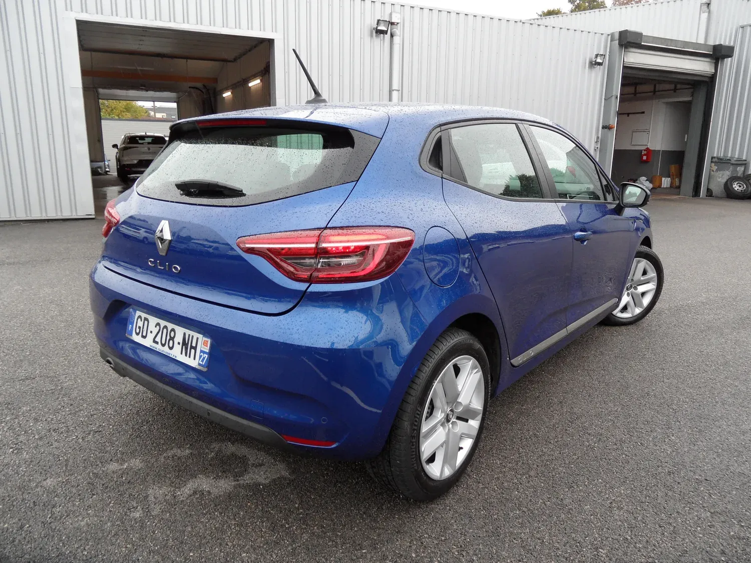 RENAULT CLIO TCe 90 BUSINESS EDC  BOITE AUTO