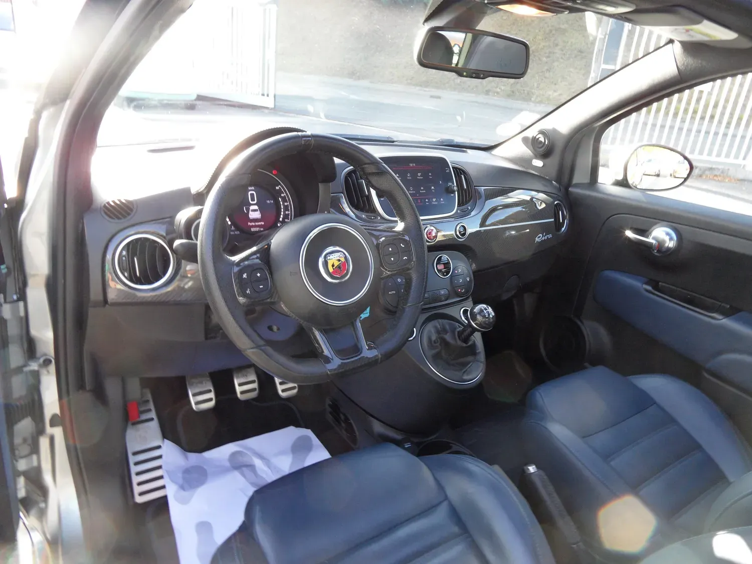 ABARTH 695 14 TJET 180 RIVALE boite mécanique