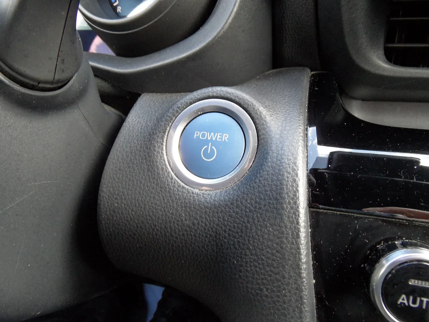 TOYOTA YARIS CROSS 15 HYBRID 116 DESIGN BOITE AUTO