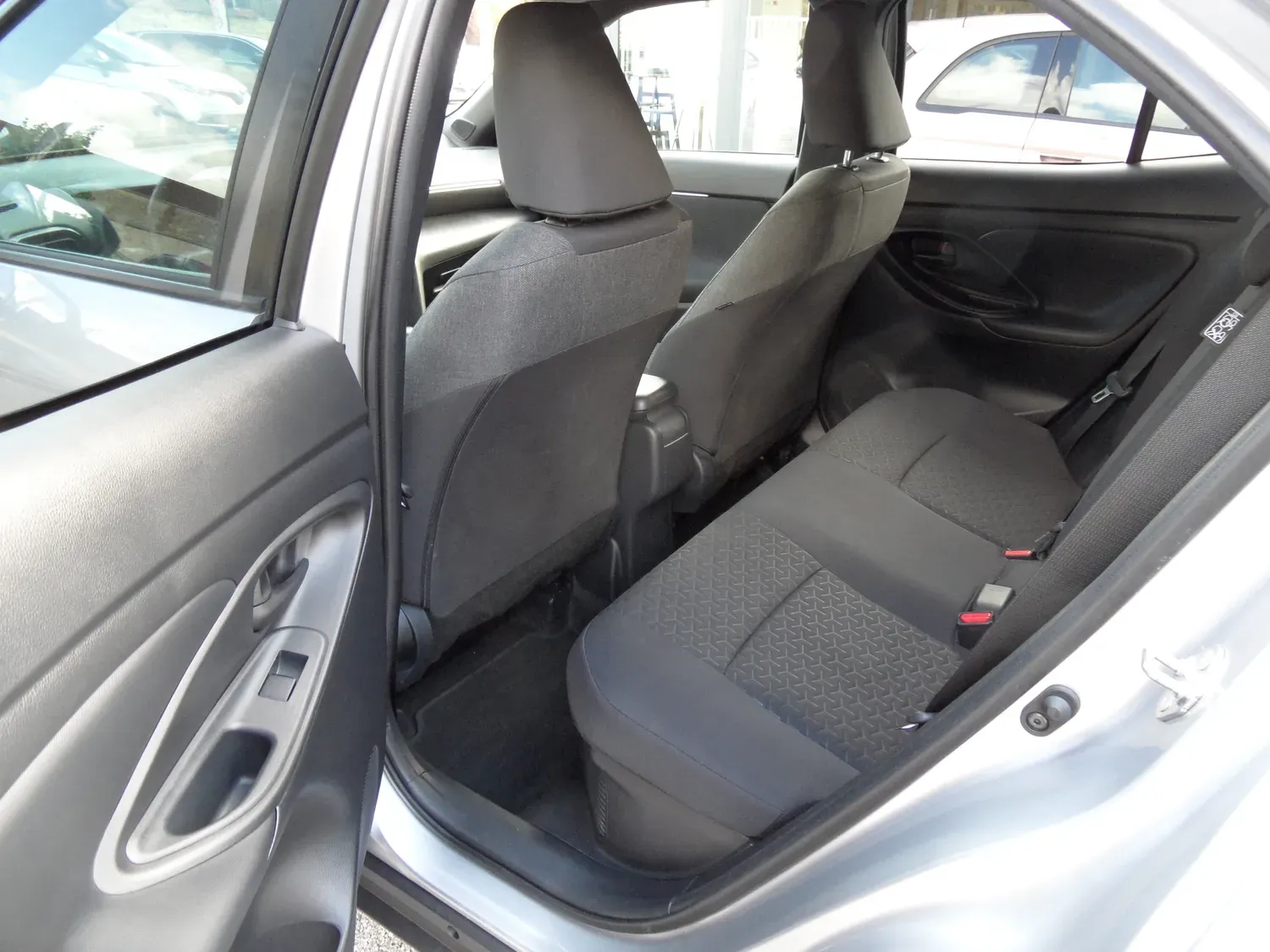 TOYOTA YARIS CROSS 15 HYBRID 116 DESIGN BOITE AUTO