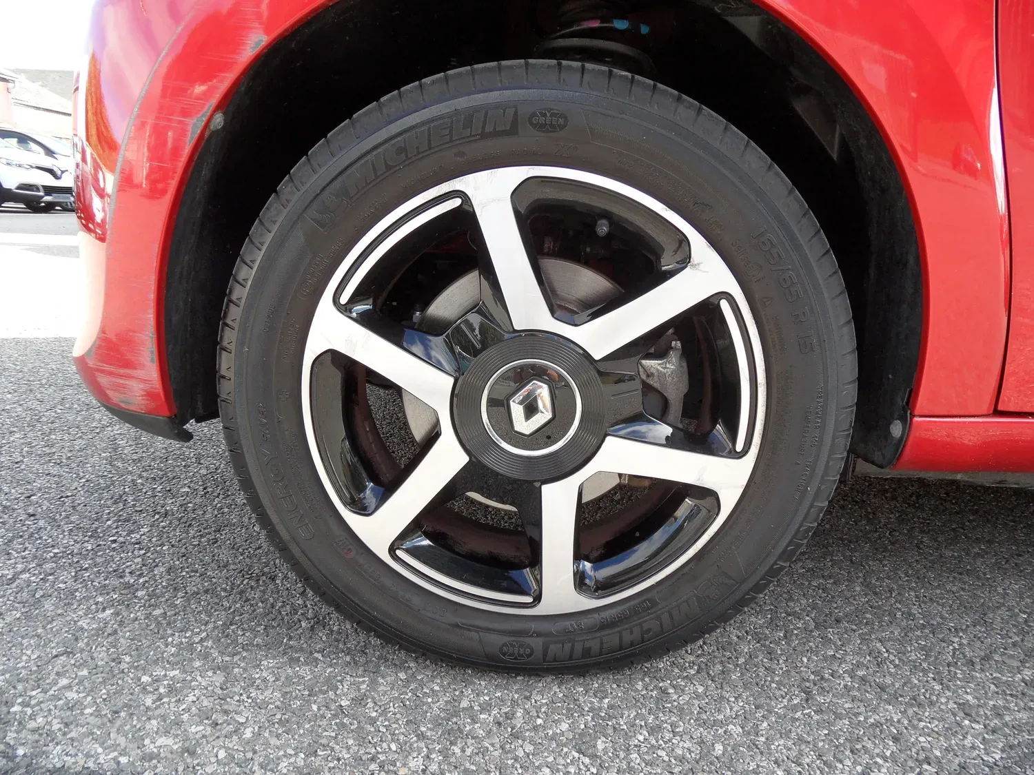 RENAULT TWINGO 0.9 TCe 90 INTENS EDC