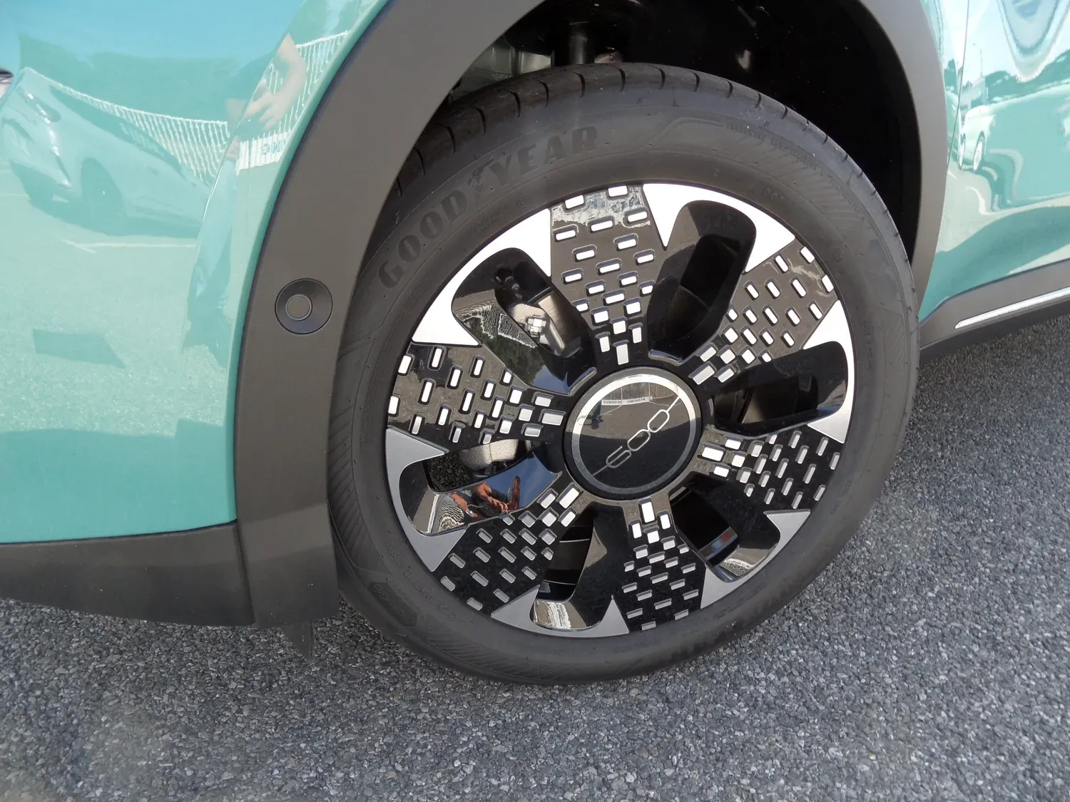 FIAT 600 12 HYBRID 136 CV PRIMA BOITE AUTO