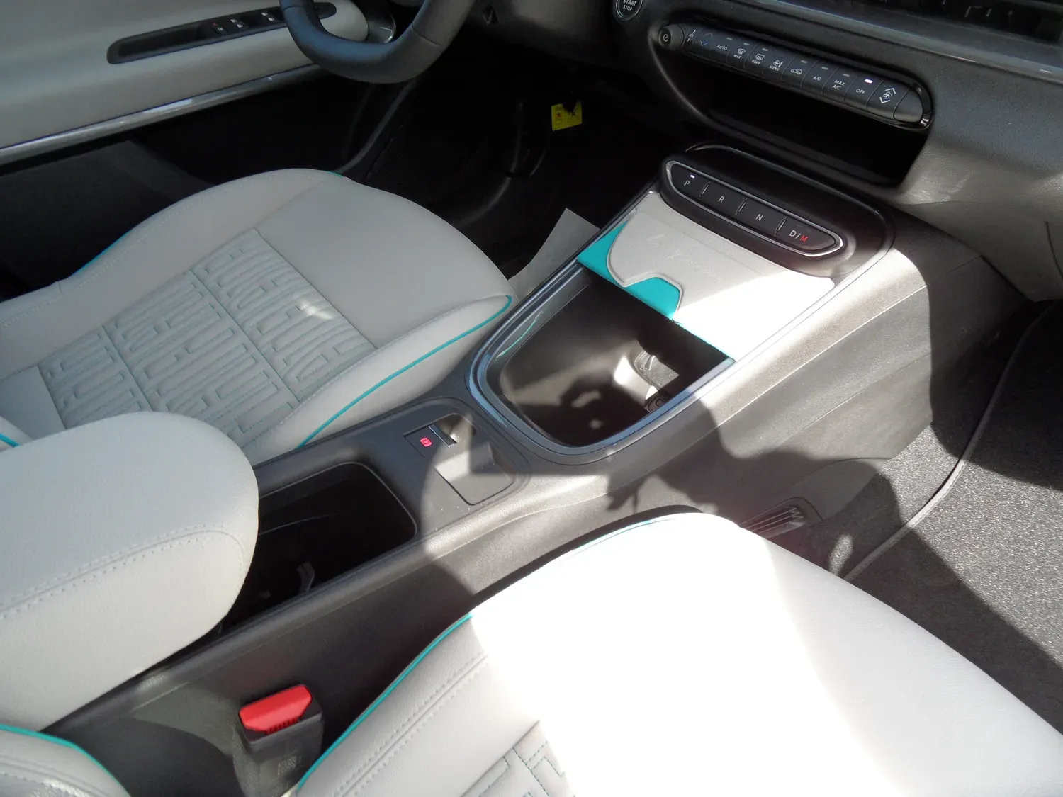 FIAT 600 12 HYBRID 136 CV PRIMA BOITE AUTO