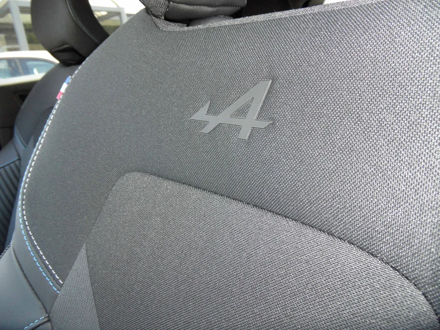 RENAULT SYMBIOZ 1.6 E-TECH FULL HYBRID 145 ESPRIT ALPINE