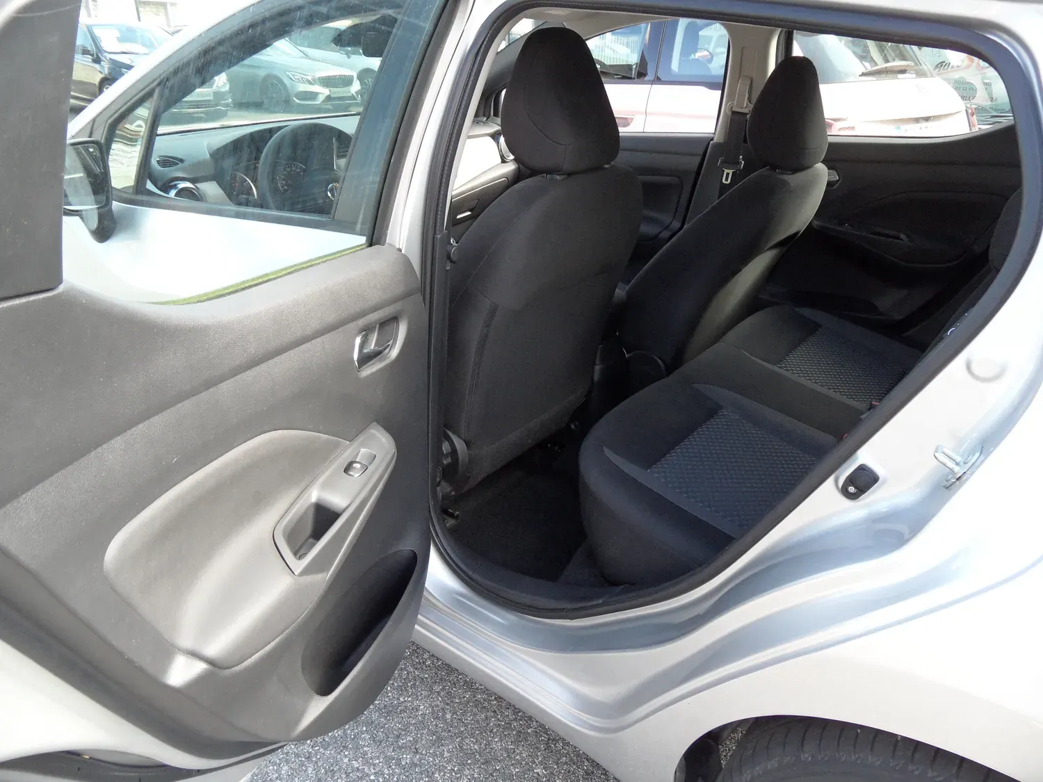 NISSAN MICRA 10 IG-T 92 BUSINESS EDITION FAIBLE KILOMETRAGE