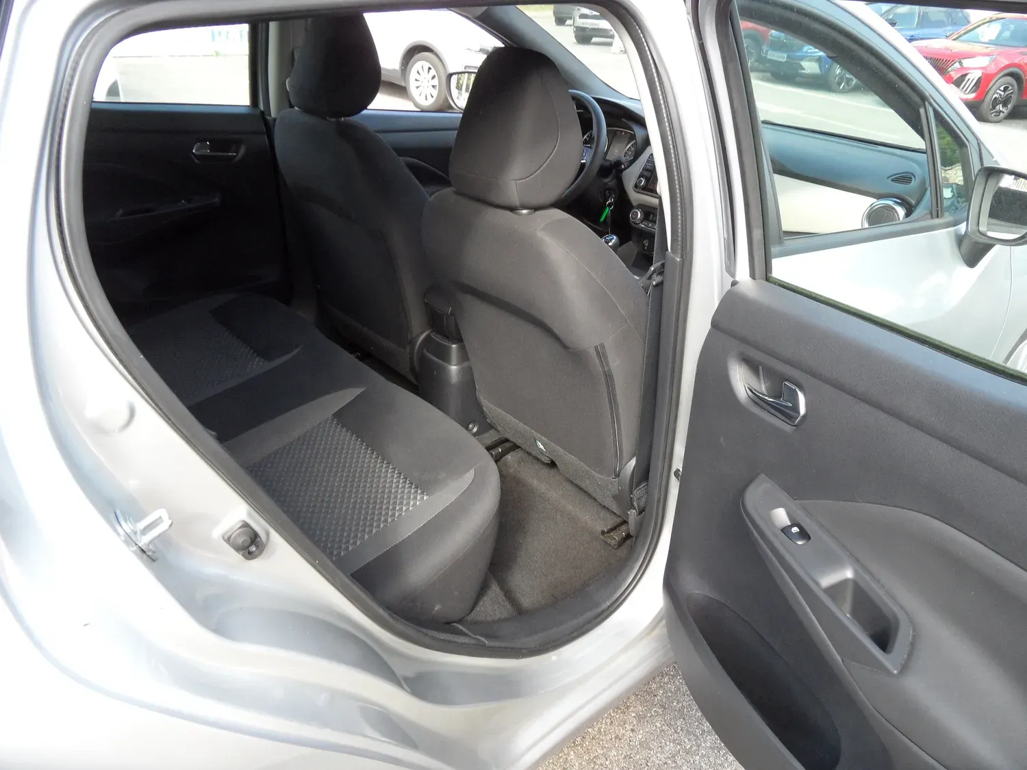 NISSAN MICRA 10 IG-T 92 BUSINESS EDITION FAIBLE KILOMETRAGE