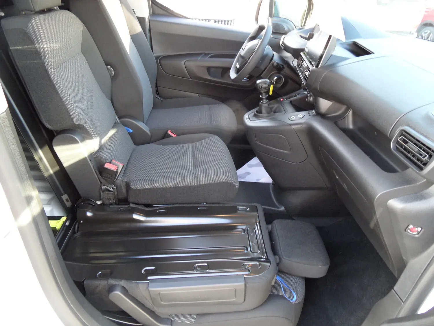 PEUGEOT PARTNER FOURGON HDI 100 NEUF PRIX HT