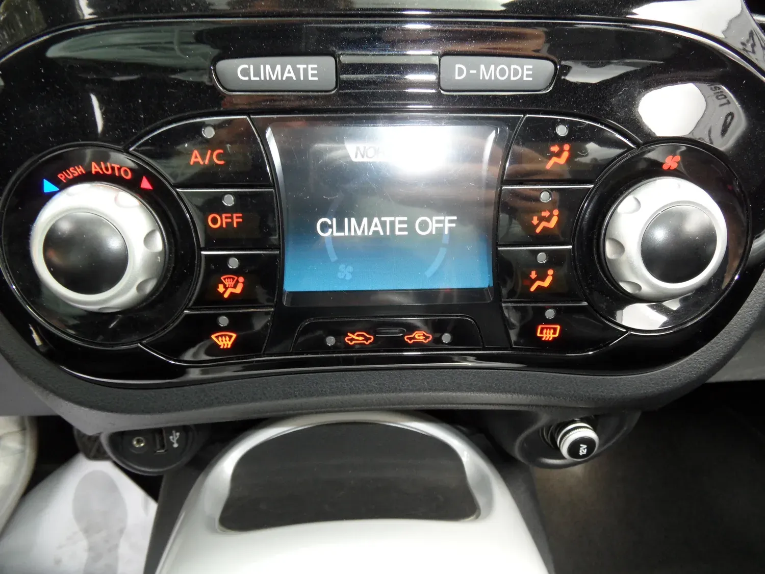 NISSAN JUKE 1.6 DIG-T 190 TEKNA