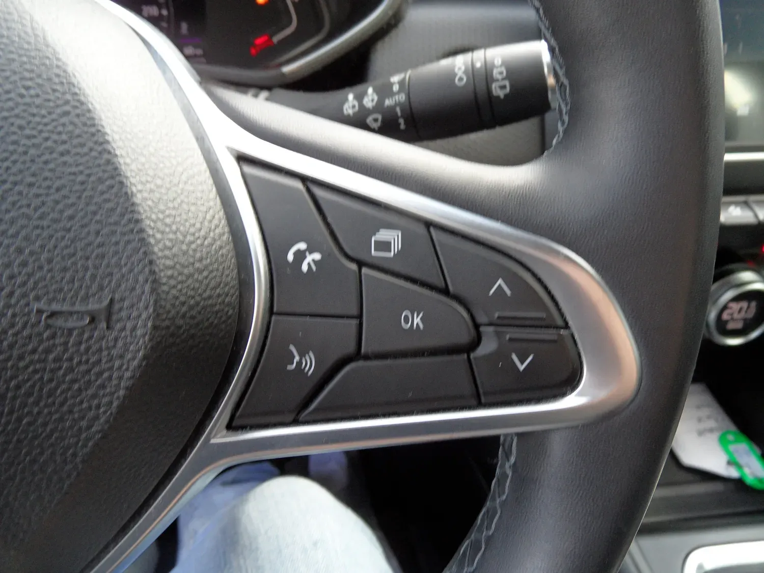 RENAULT CLIO V 1.0 TCE 90 INTENS