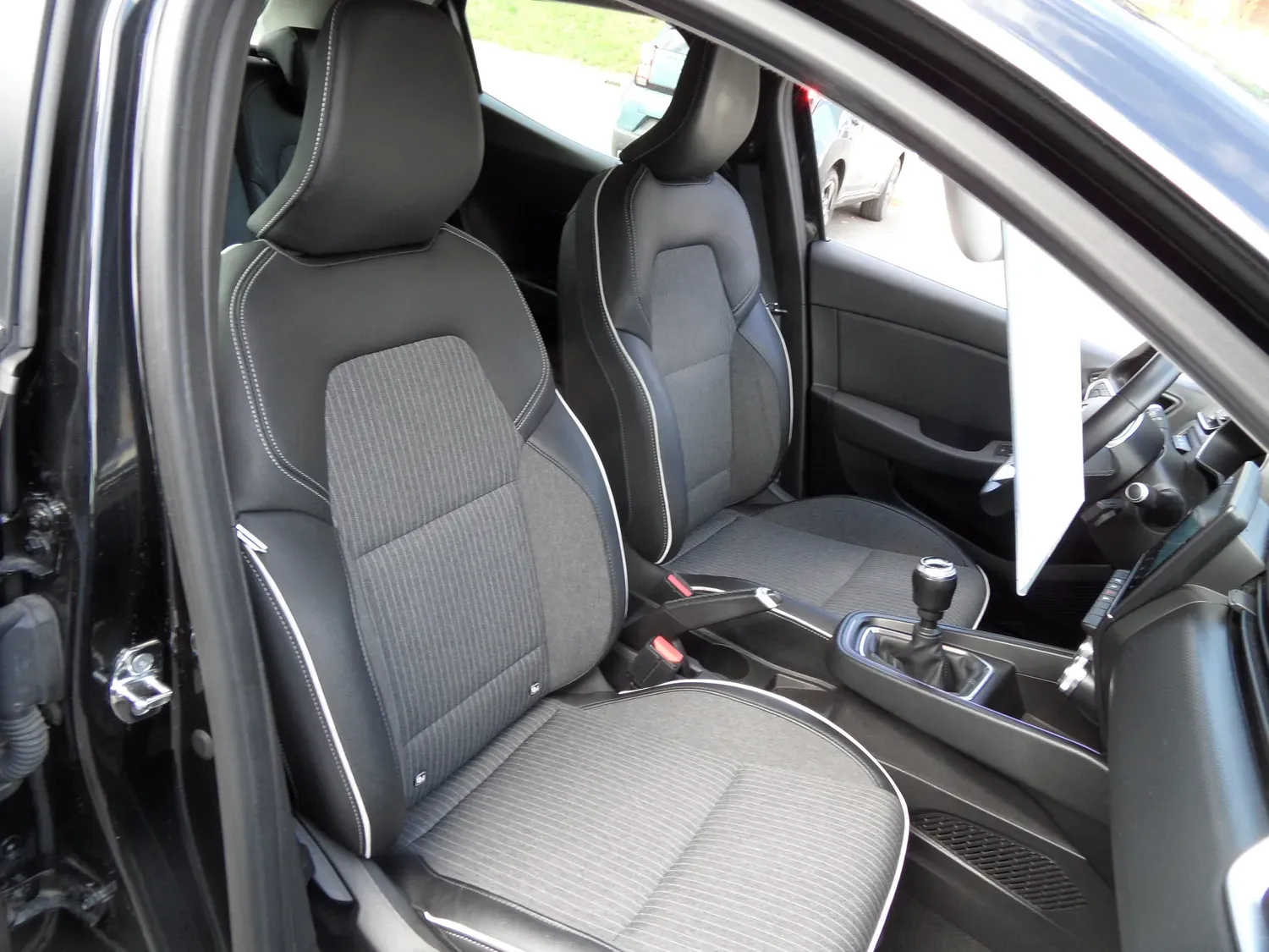 RENAULT CLIO V 1.0 TCE 90 INTENS