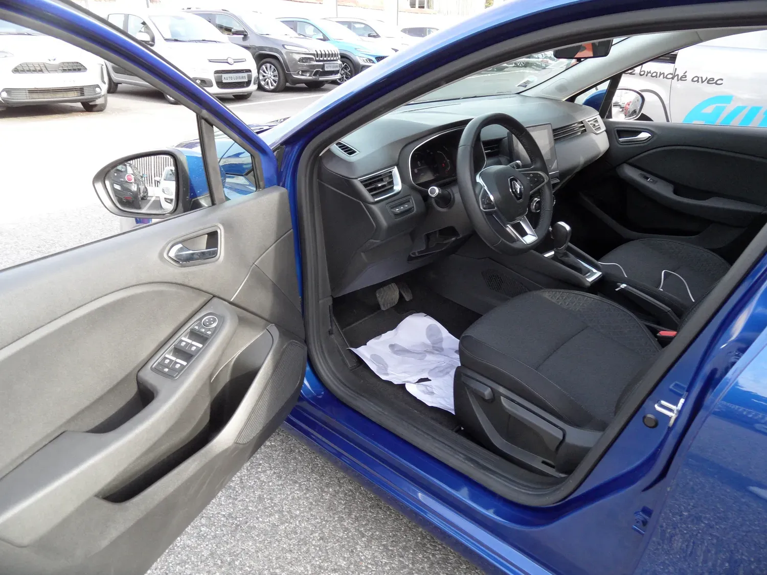 RENAULT CLIO V 1.6 E-TECH 140 FULL HYBRID BUSINESS boite auto