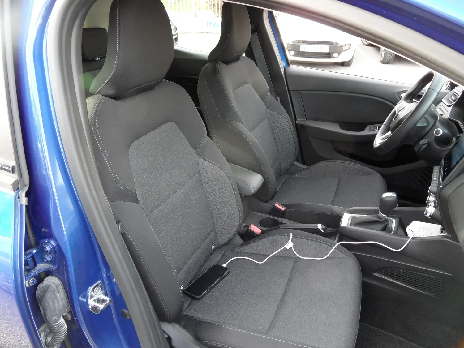 RENAULT CLIO V 1.6 E-TECH 140 FULL HYBRID BUSINESS boite auto