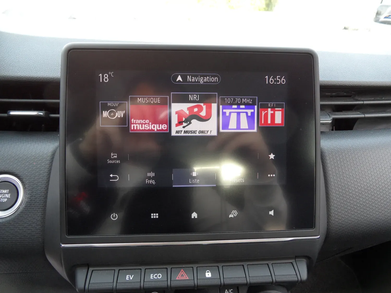 RENAULT CLIO V 1.6 E-TECH 140 FULL HYBRID BUSINESS boite auto