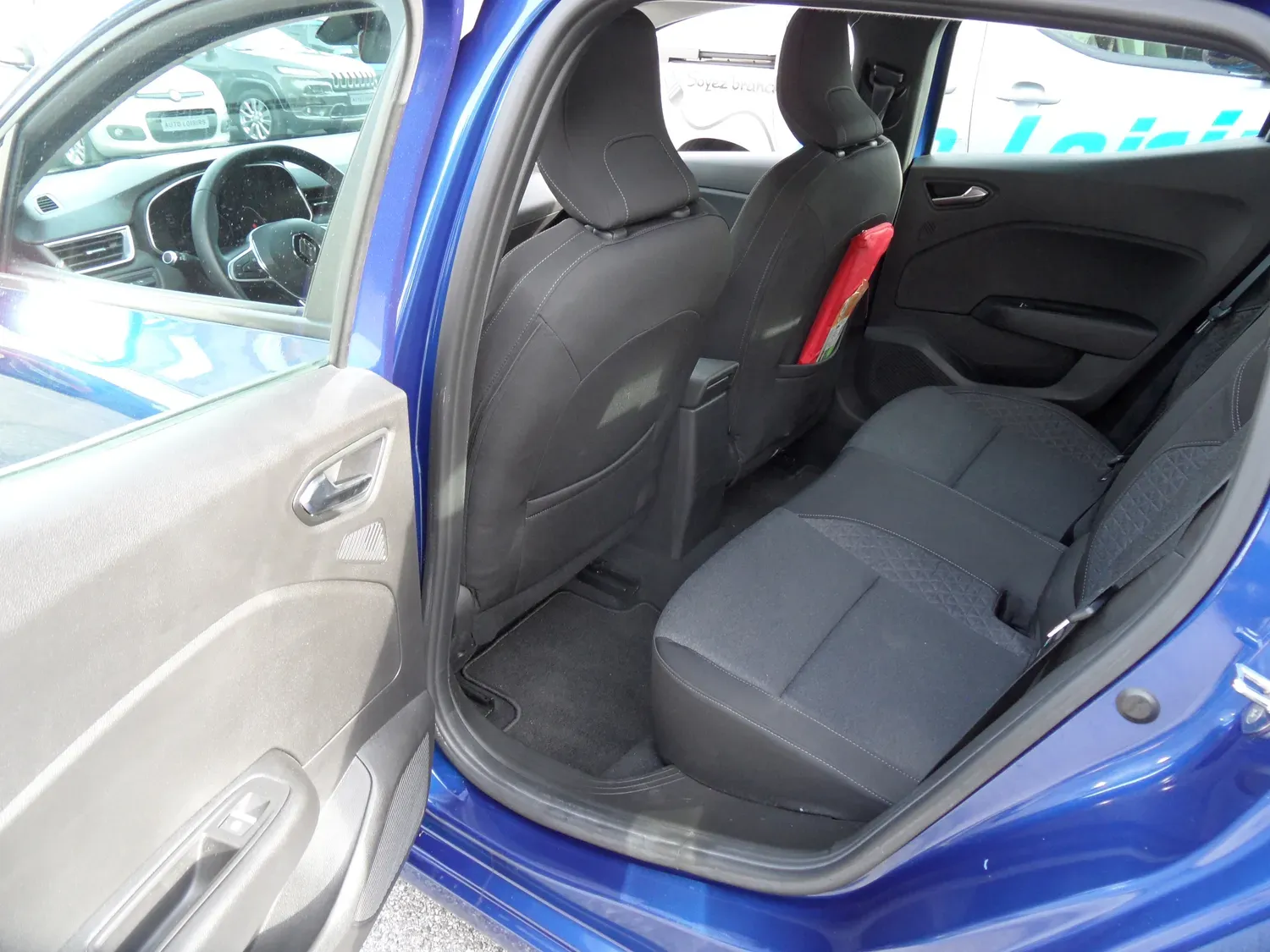 RENAULT CLIO V 1.6 E-TECH 140 FULL HYBRID BUSINESS boite auto