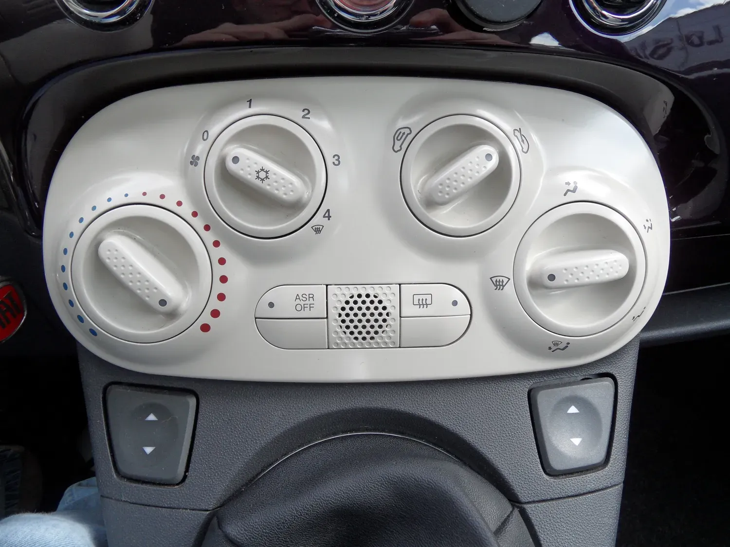 FIAT 500 1.2 8V 69 LOUNGE