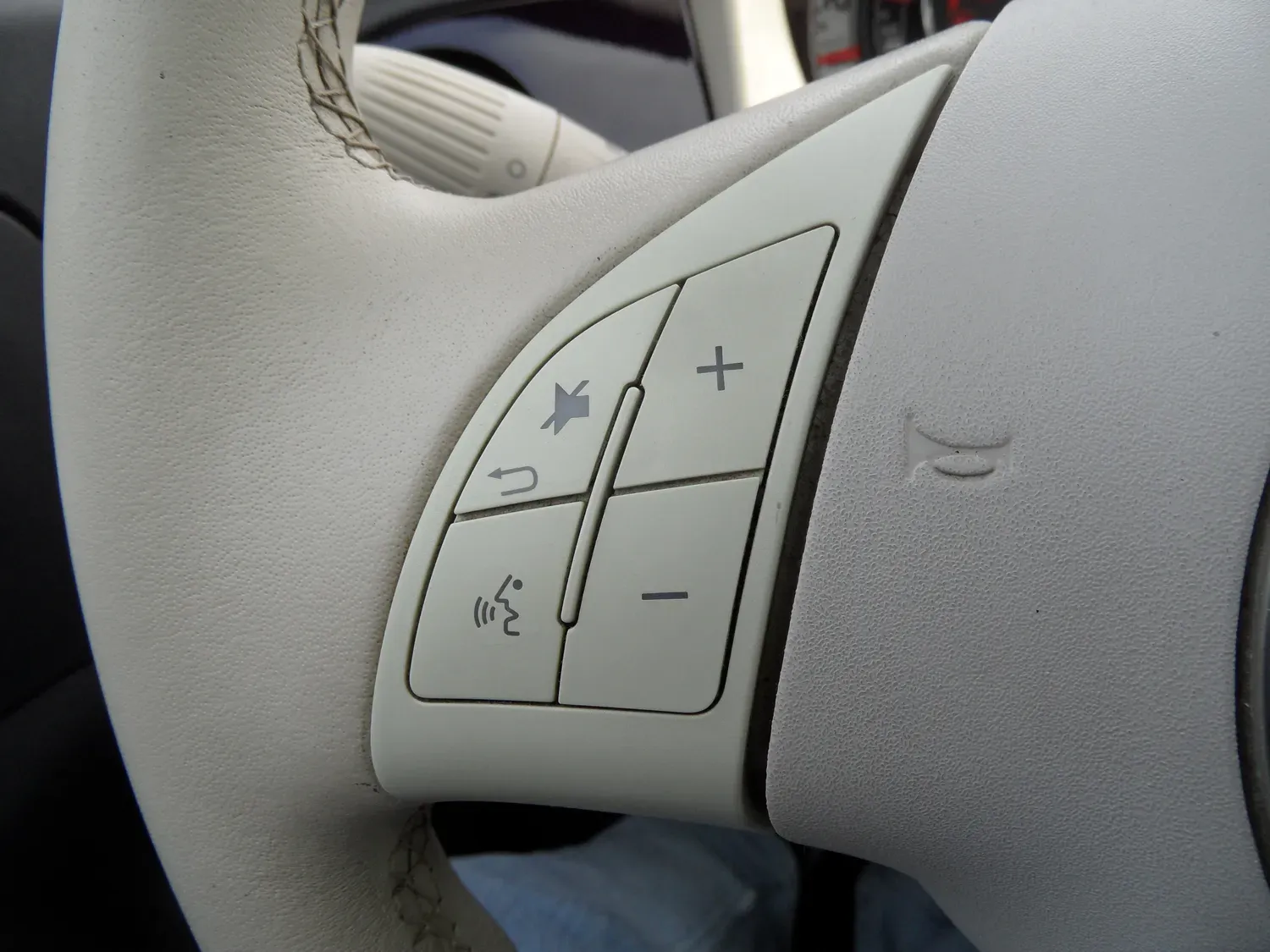 FIAT 500 1.2 8V 69 LOUNGE