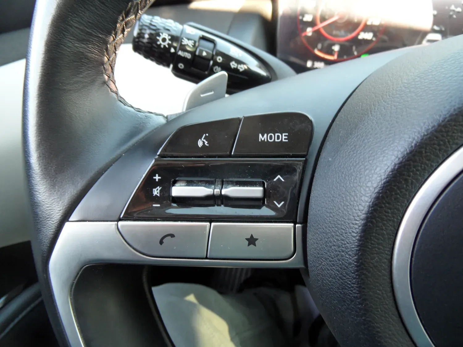 HYUNDAI TUCSON 1.6 HYBRID 230 EXECUTIVE BOITE AUTO