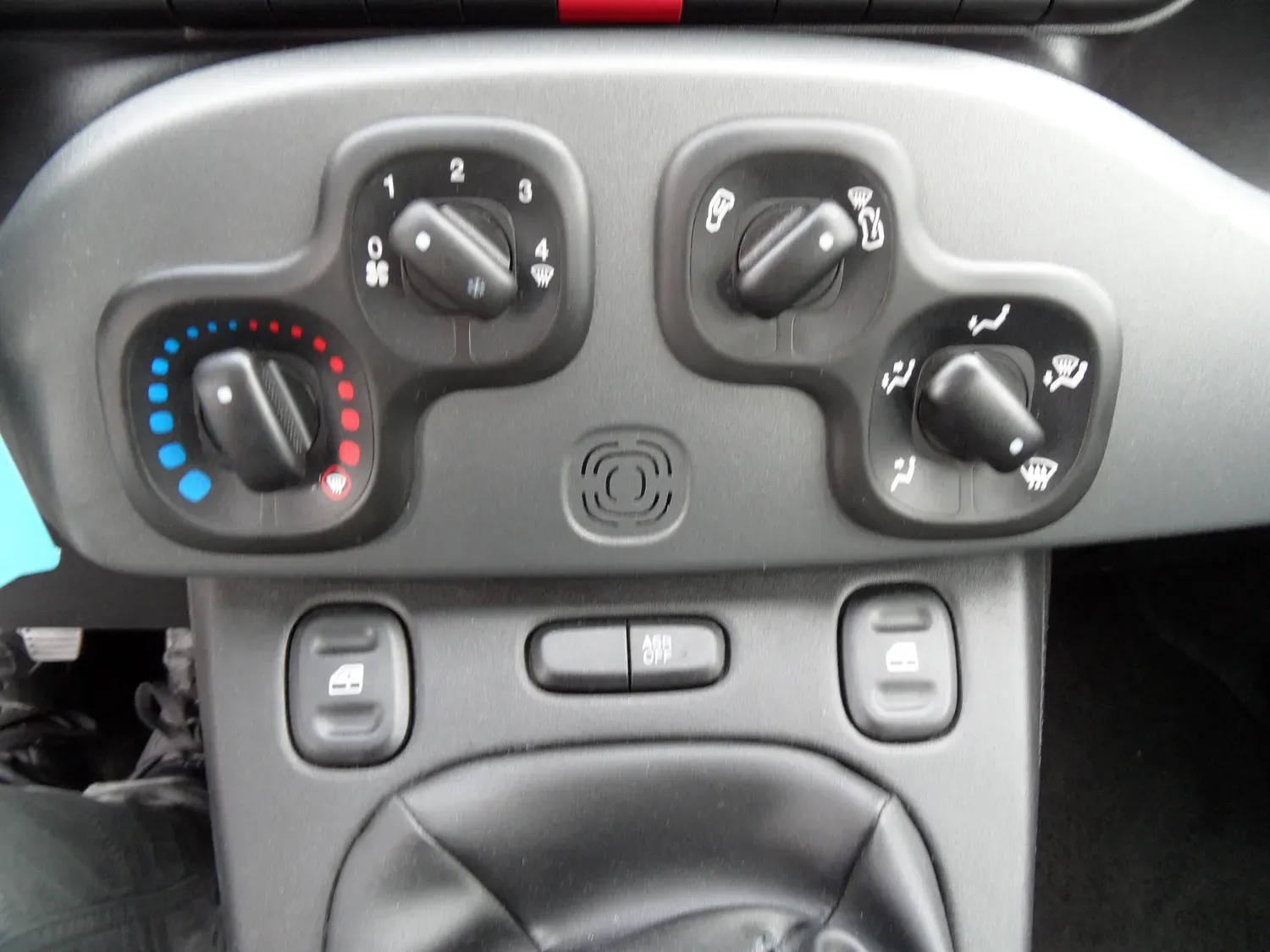 FIAT PANDA 1.0 HYBRIDE 70 CITY LIFE BOITE 6