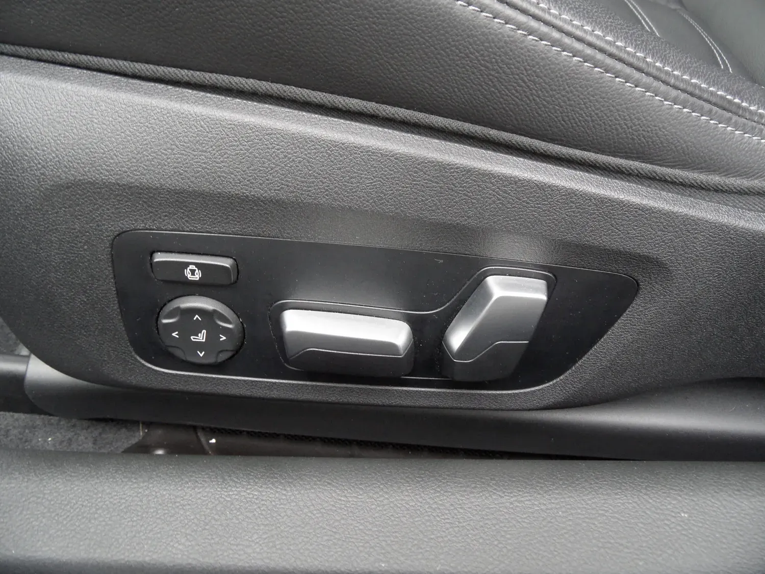 BMW SERIE 2 (G87) COUPE 3.0 M2 460 BVA8