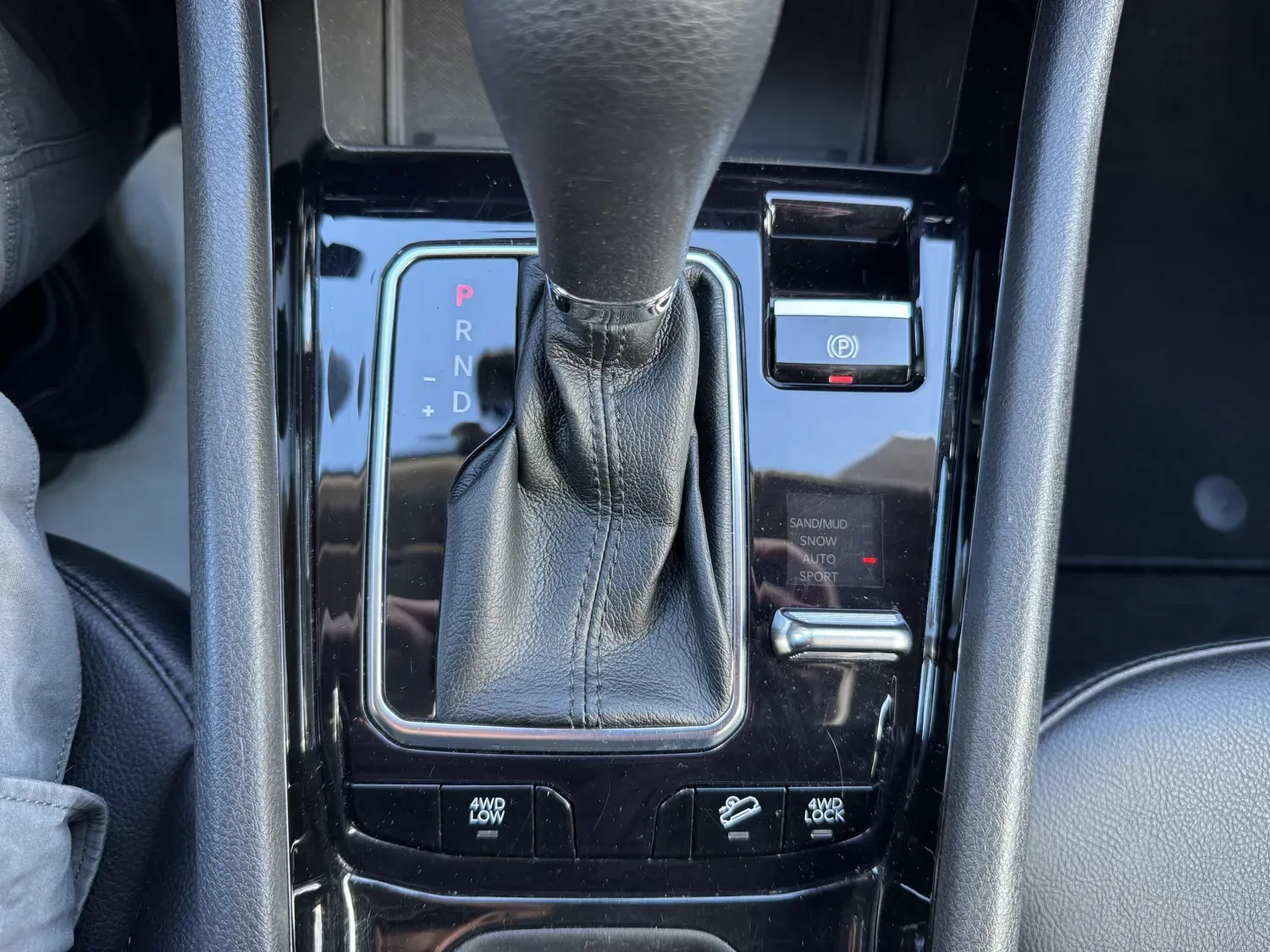 JEEP COMPASS HYBRID RECHARGEABLE