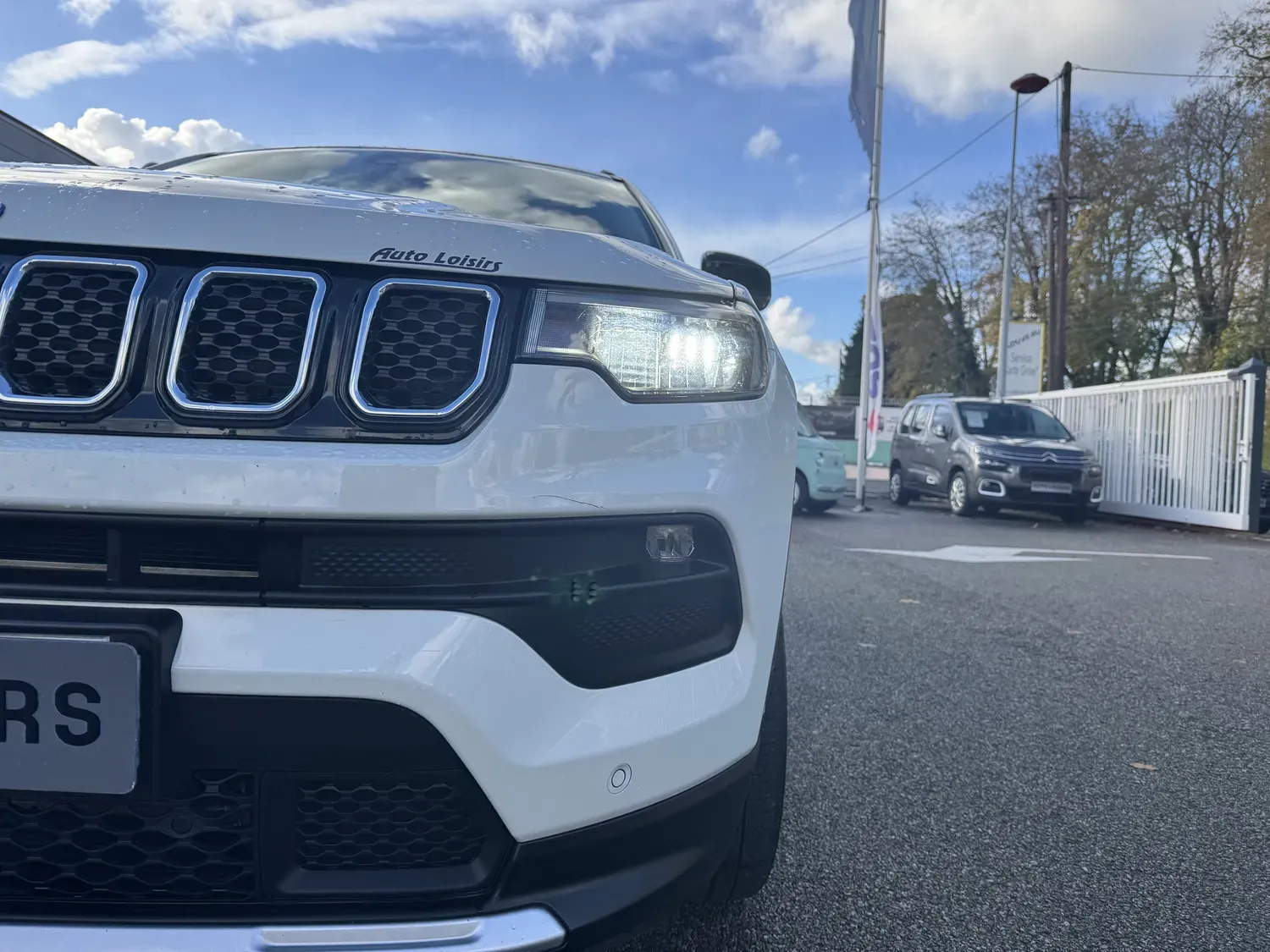 JEEP COMPASS HYBRID RECHARGEABLE