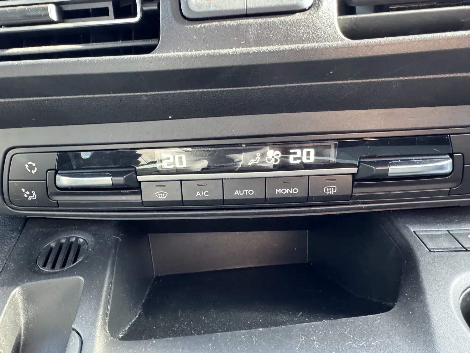 CITROEN BERLINGO 3 EQUIPEMENT PMR (PERSONNE A MOBILITE REDUITE)